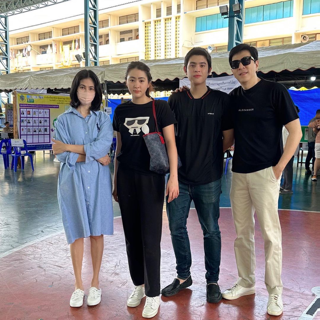 แซม - ยุรนันท์ ภมรมนตรี