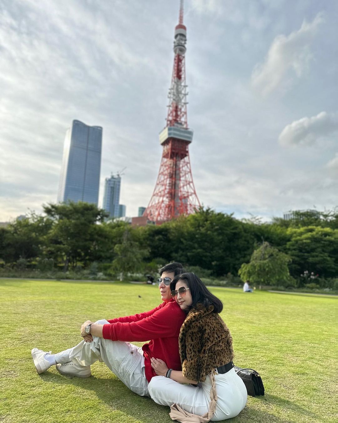 แซม - ยุรนันท์ ภมรมนตรี