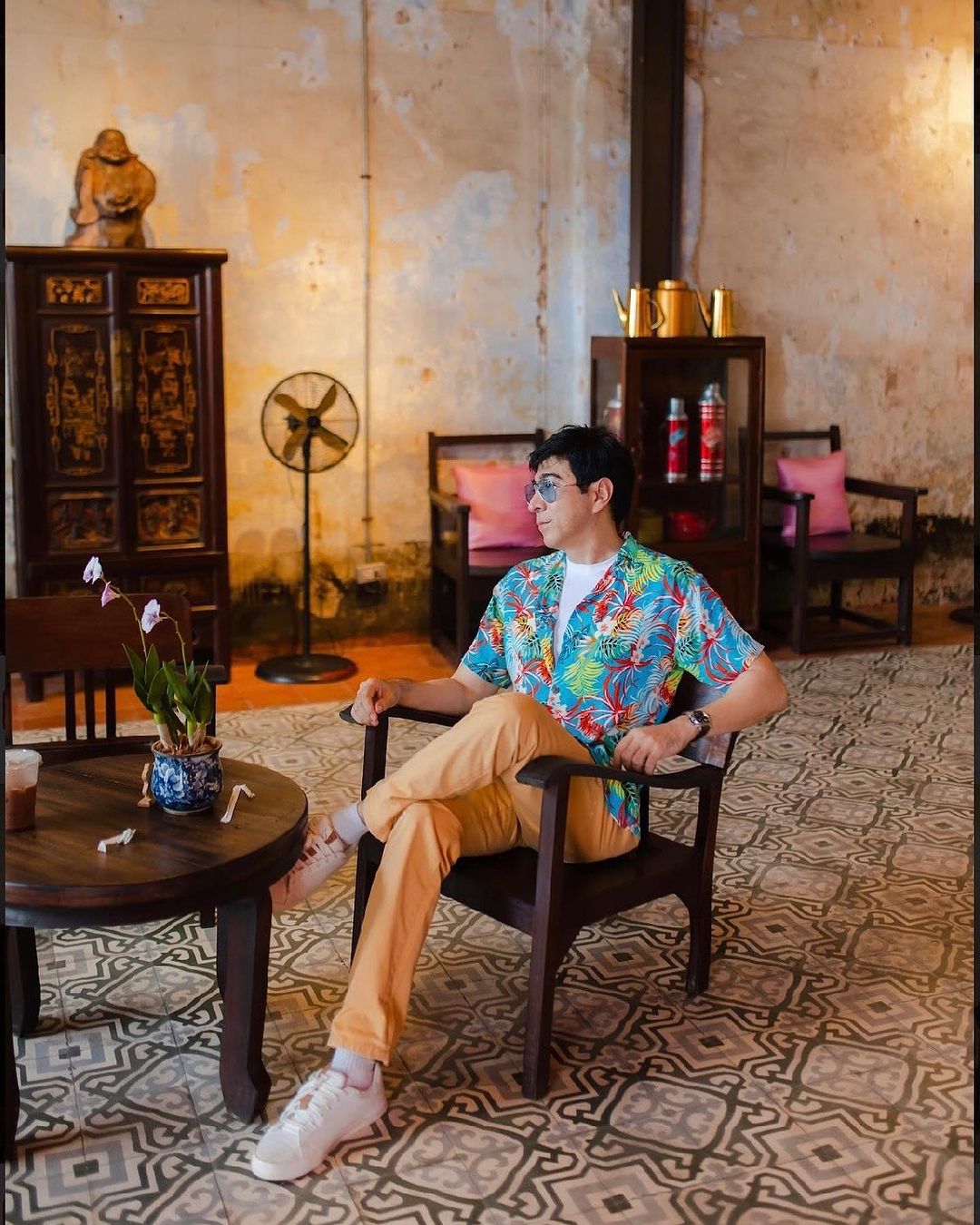 แซม - ยุรนันท์ ภมรมนตรี