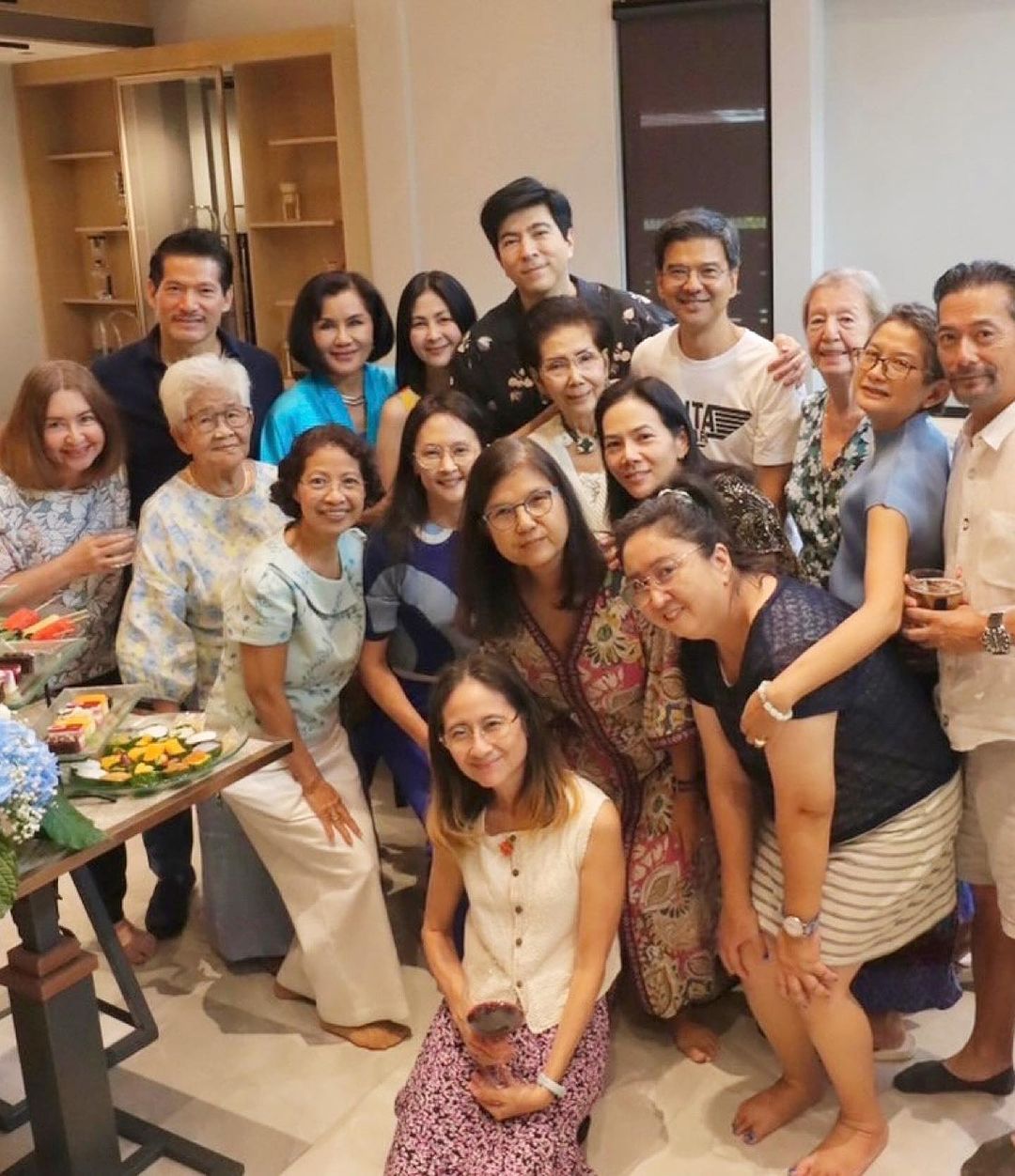 แซม - ยุรนันท์ ภมรมนตรี