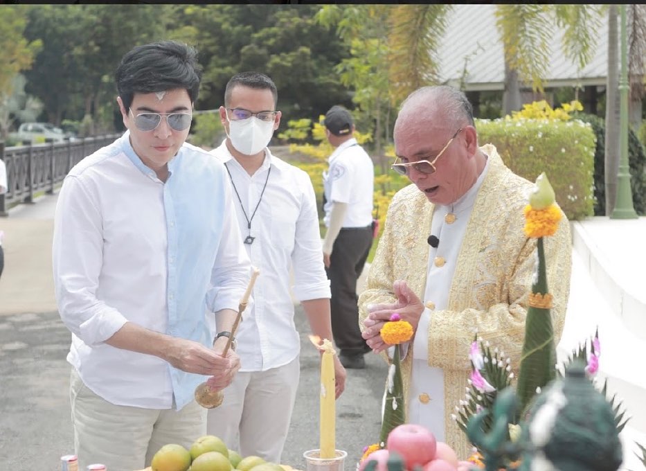 แซม - ยุรนันท์ ภมรมนตรี