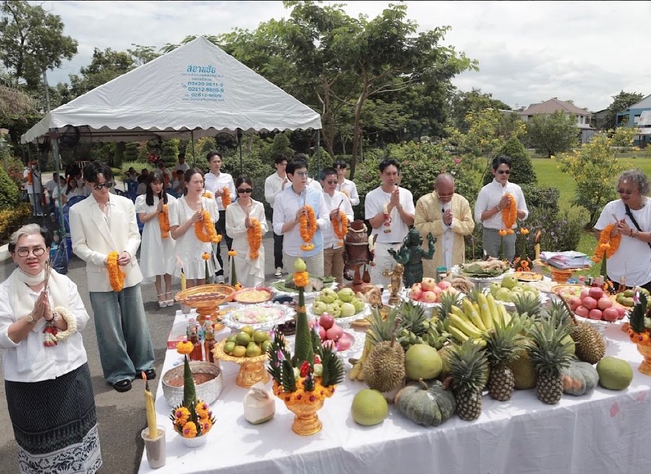 แซม - ยุรนันท์ ภมรมนตรี