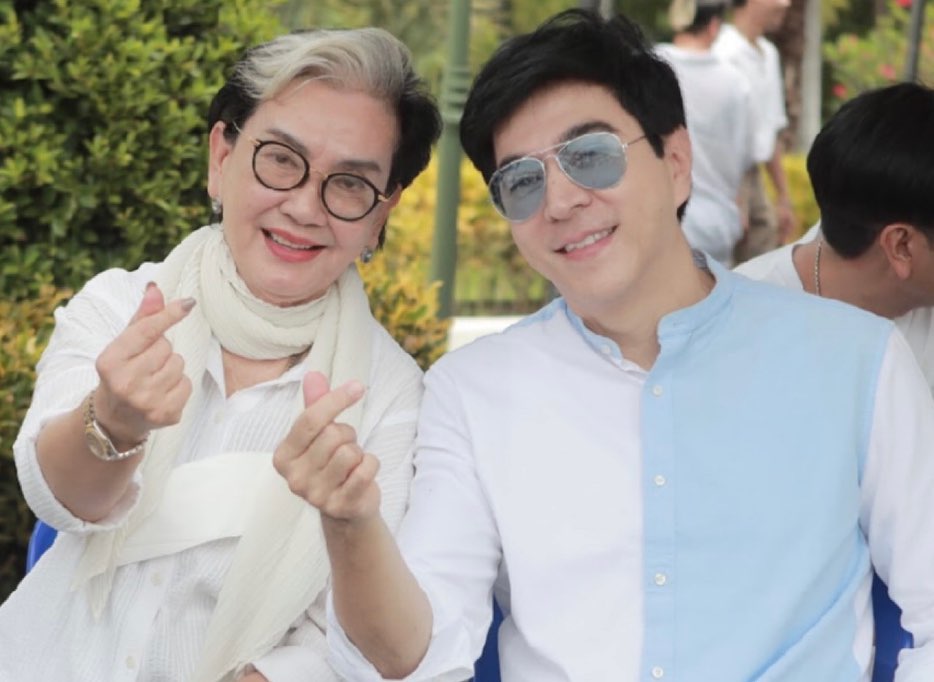 แซม - ยุรนันท์ ภมรมนตรี
