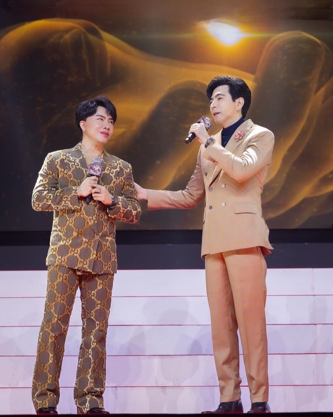 แซม - ยุรนันท์ ภมรมนตรี