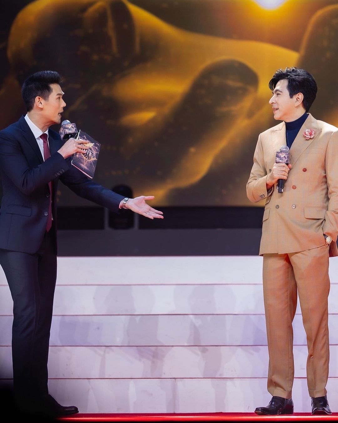 แซม - ยุรนันท์ ภมรมนตรี