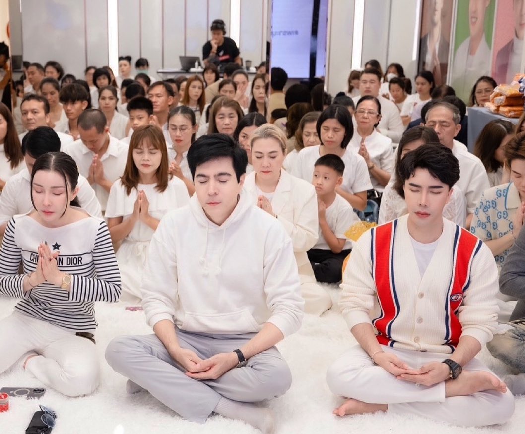 แซม - ยุรนันท์ ภมรมนตรี