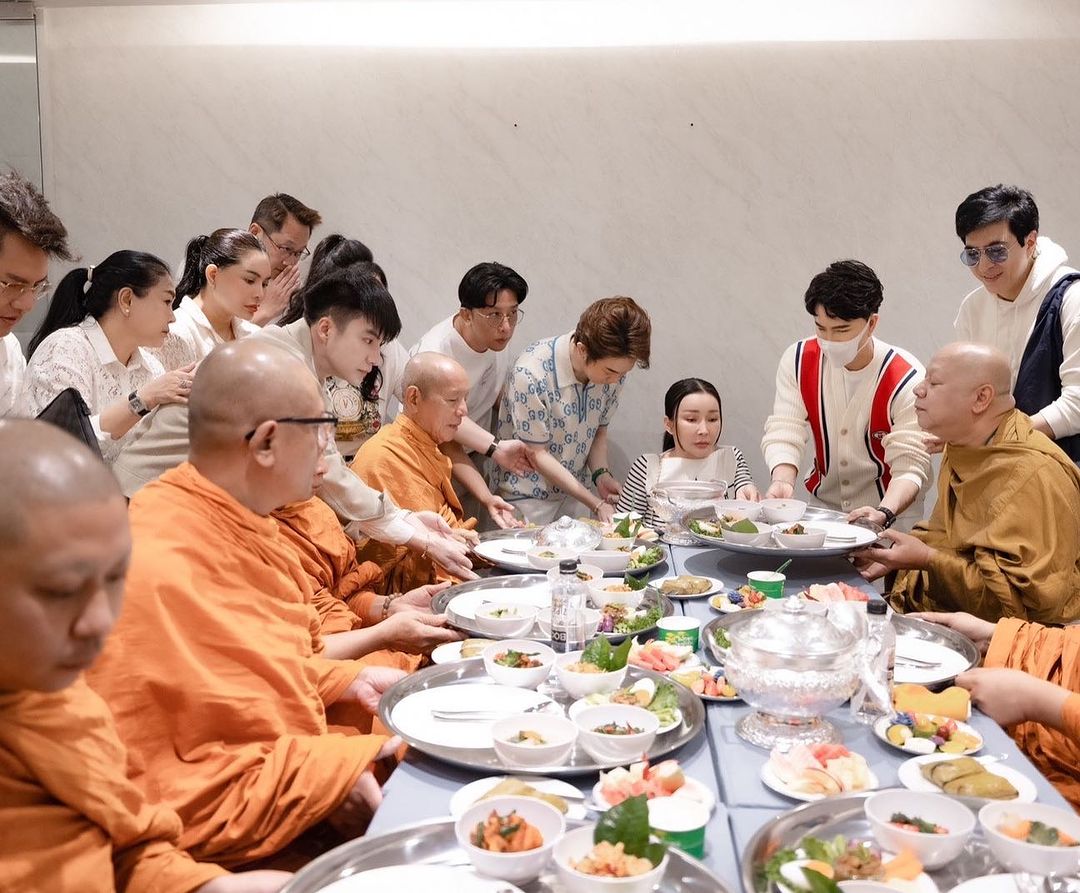 แซม - ยุรนันท์ ภมรมนตรี