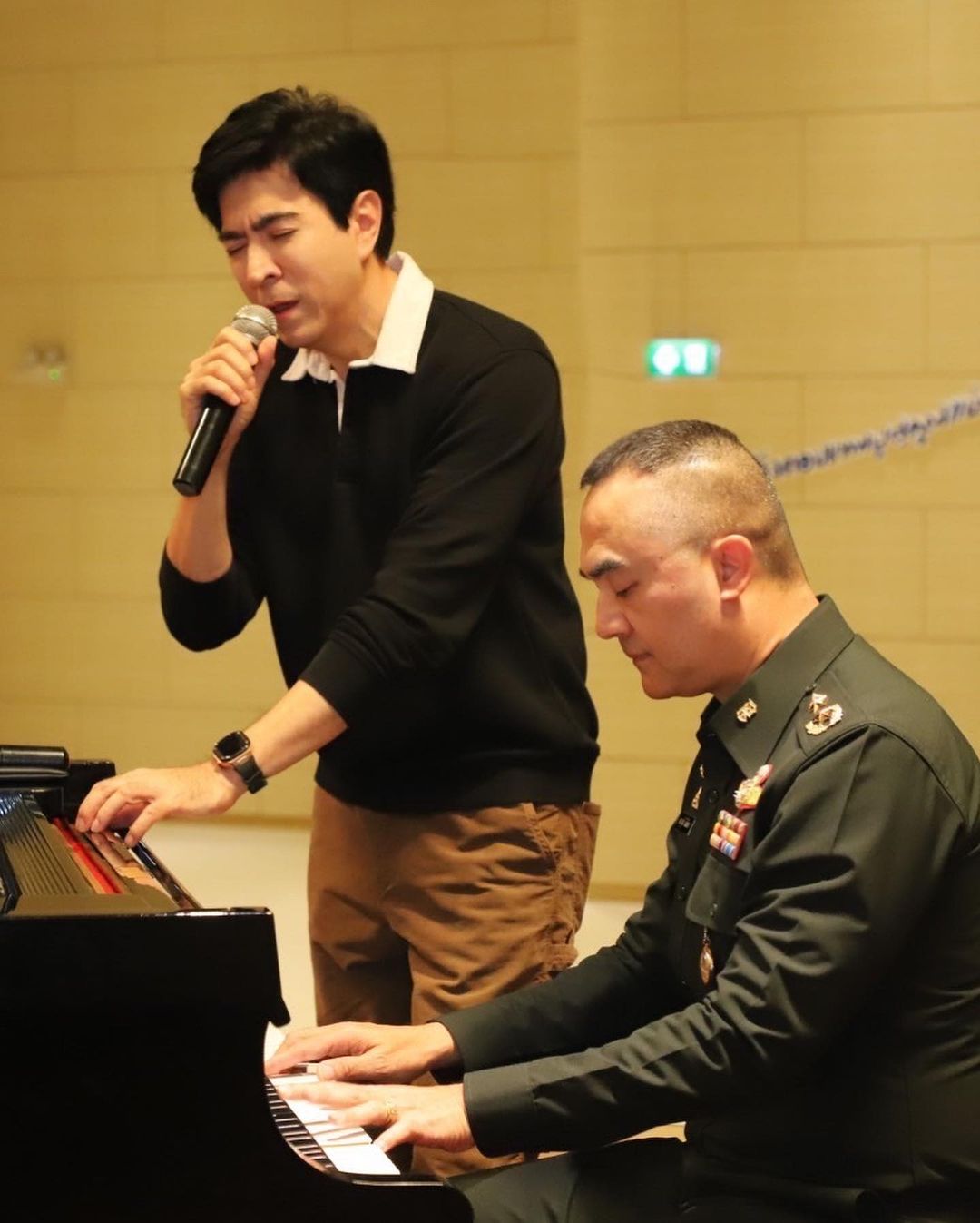 แซม - ยุรนันท์ ภมรมนตรี