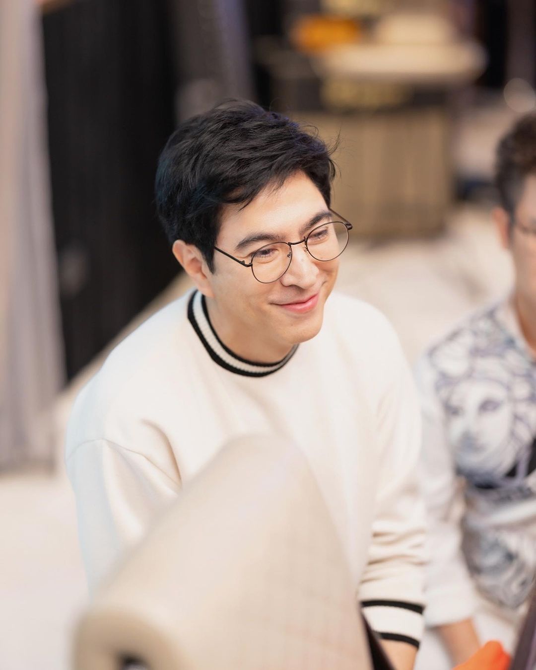 แซม - ยุรนันท์ ภมรมนตรี