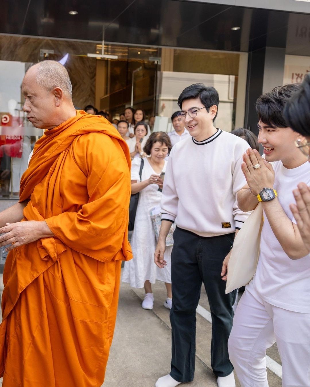 แซม - ยุรนันท์ ภมรมนตรี