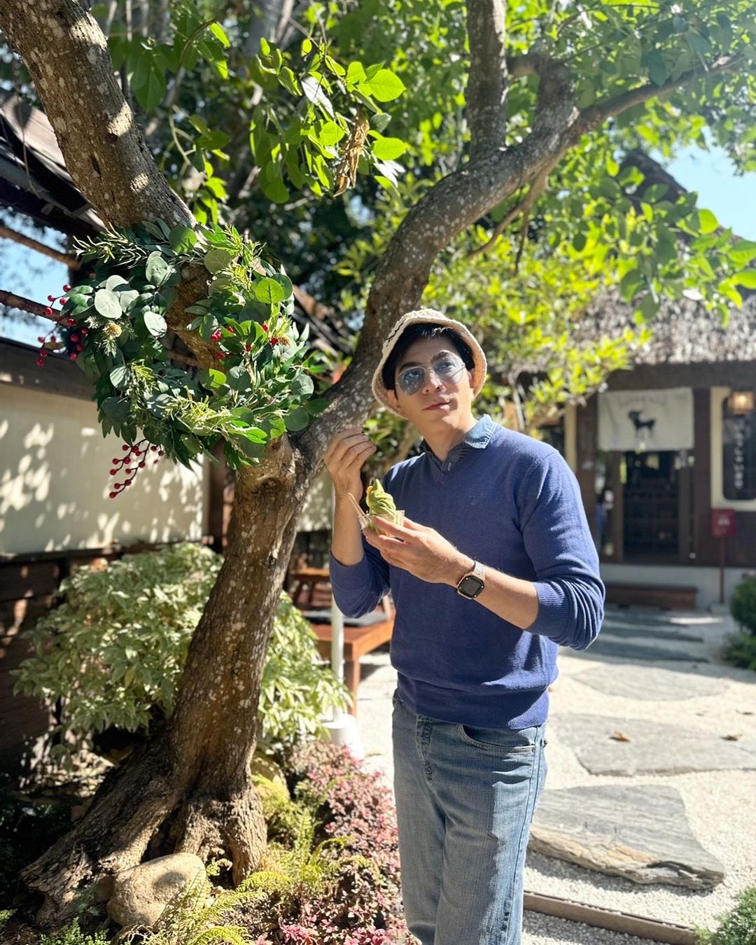 แซม - ยุรนันท์ ภมรมนตรี