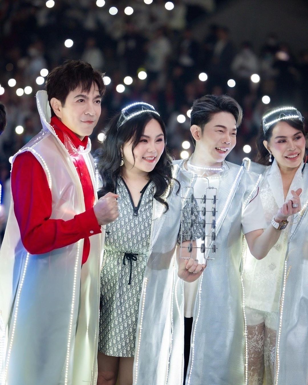 แซม - ยุรนันท์ ภมรมนตรี