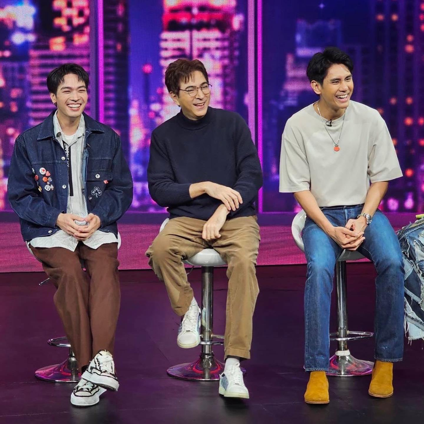 แซม - ยุรนันท์ ภมรมนตรี