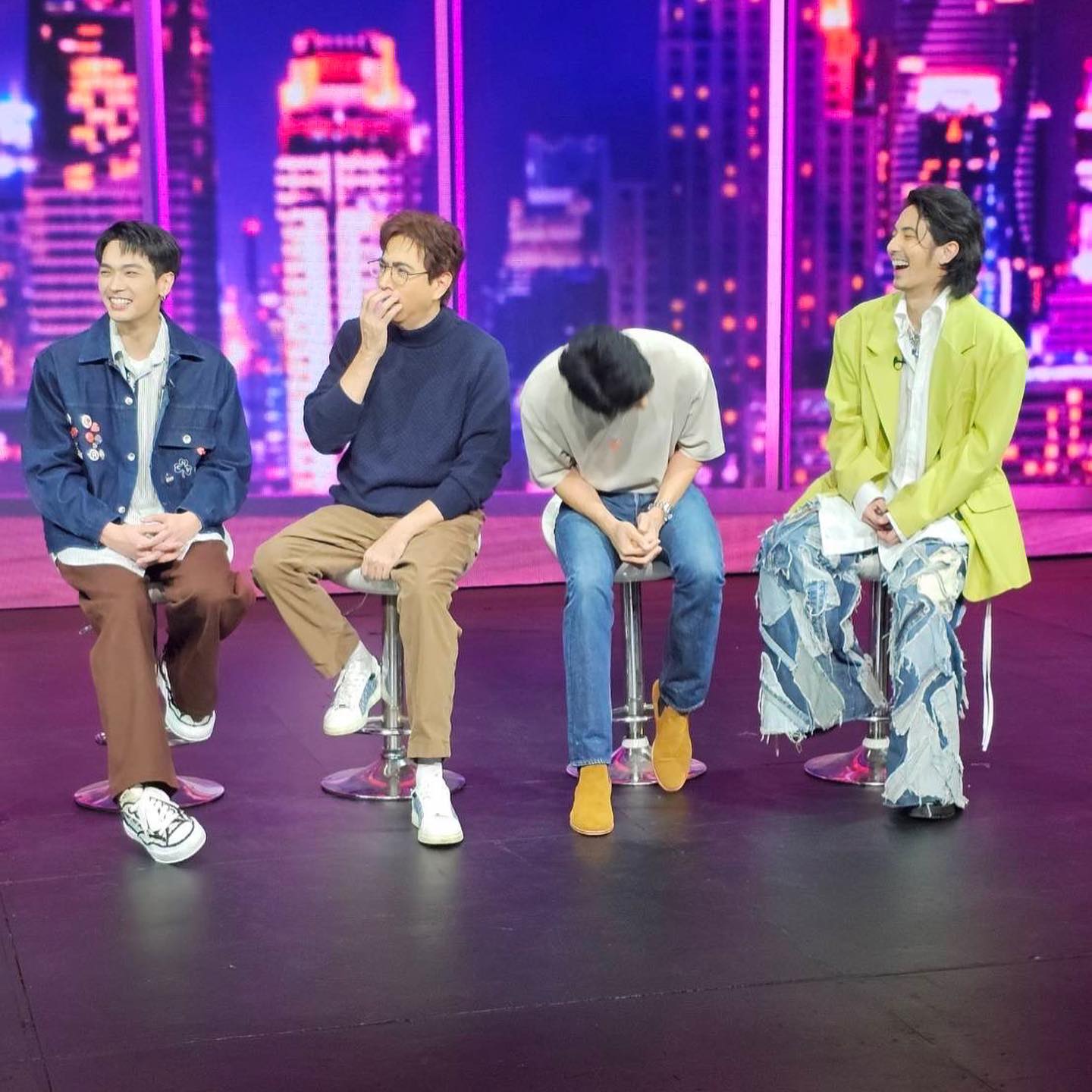 แซม - ยุรนันท์ ภมรมนตรี