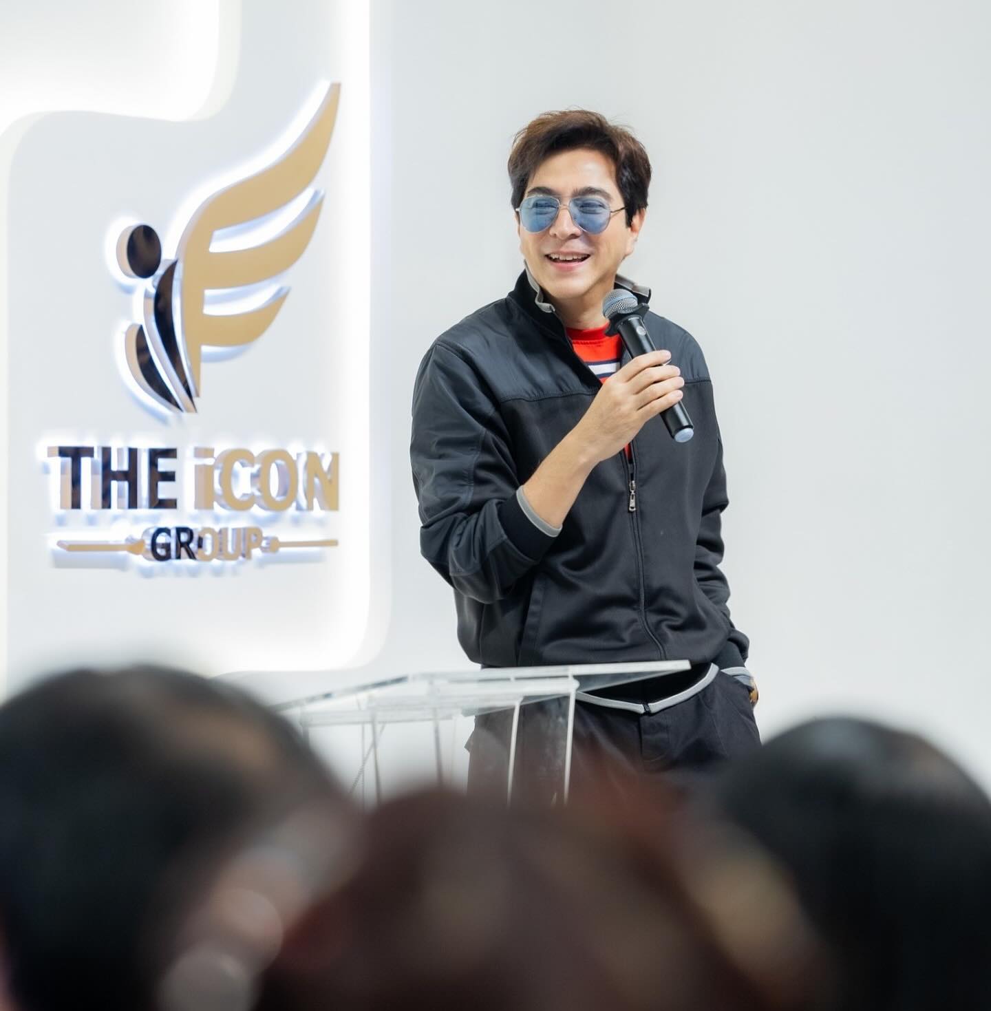 แซม - ยุรนันท์ ภมรมนตรี