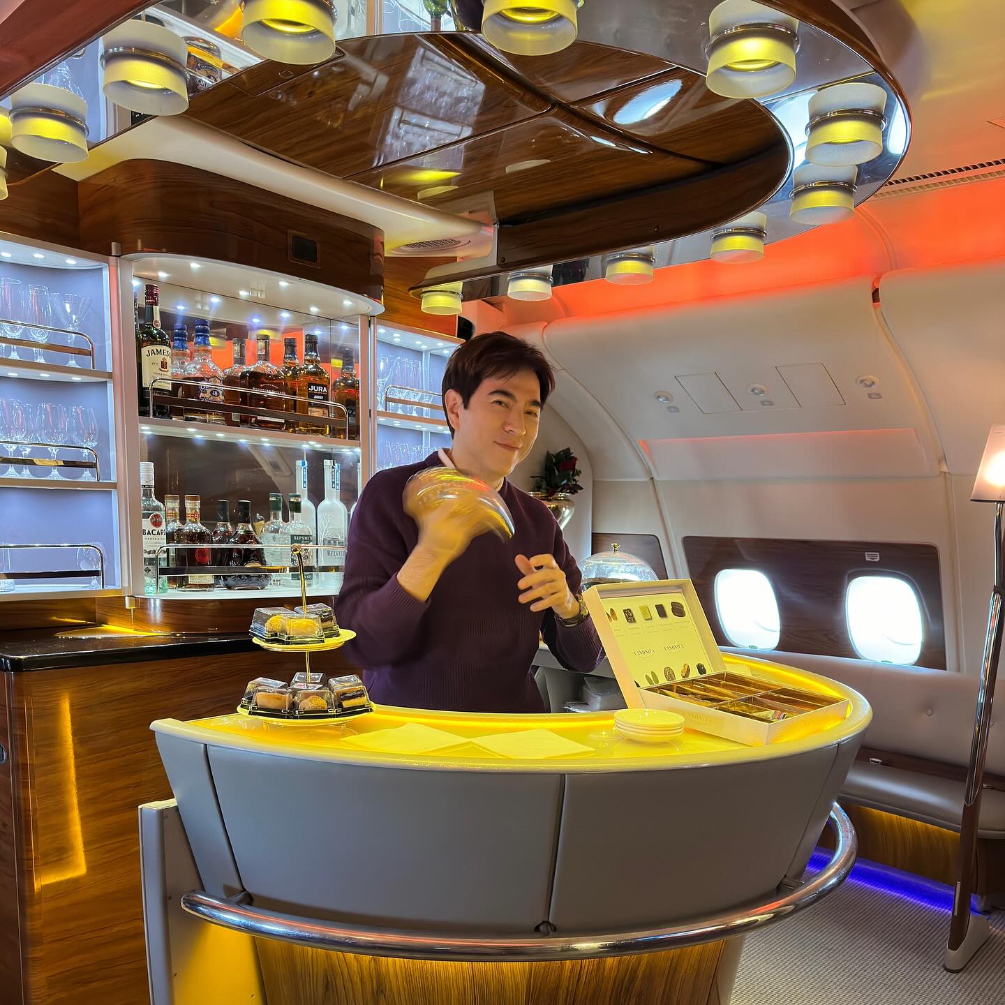 แซม - ยุรนันท์ ภมรมนตรี