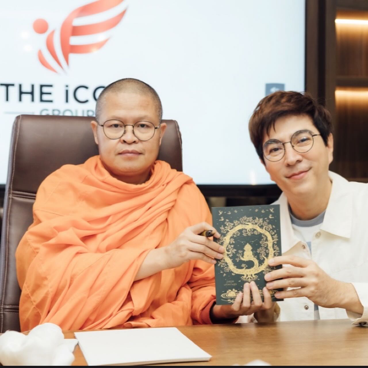 แซม - ยุรนันท์ ภมรมนตรี