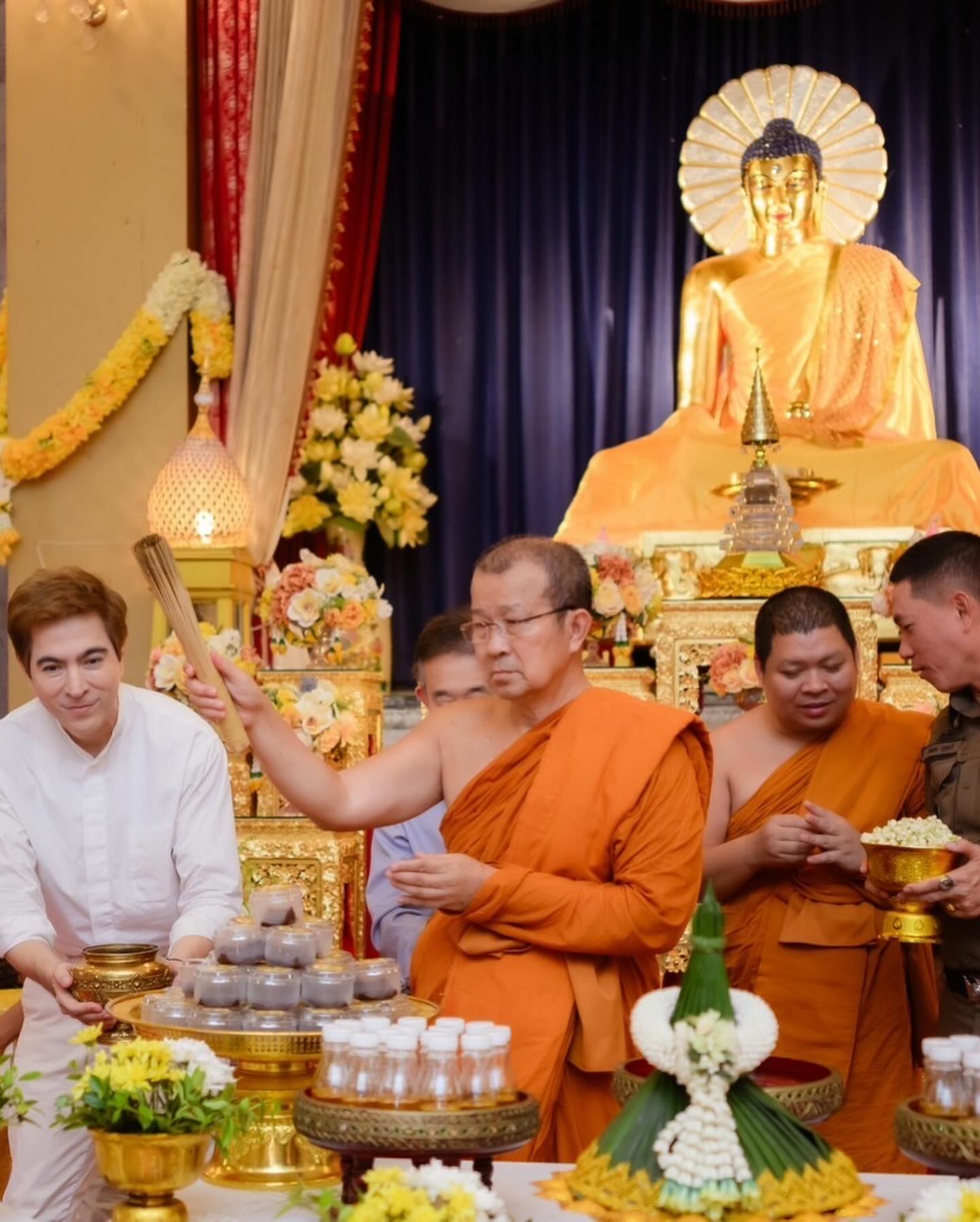 แซม - ยุรนันท์ ภมรมนตรี