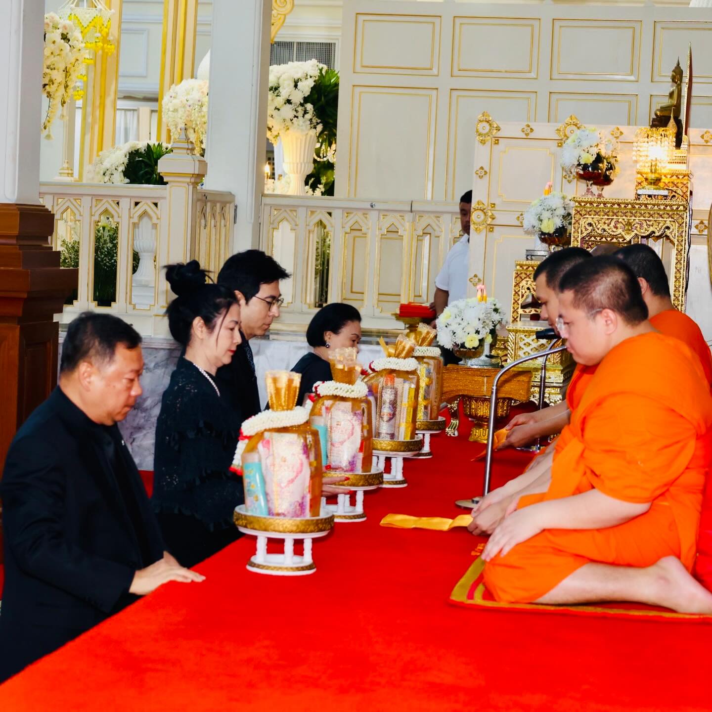 แซม - ยุรนันท์ ภมรมนตรี