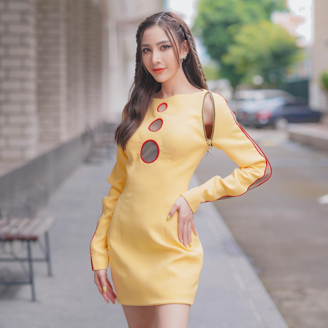 แจมมี่ - ปาณิชดา แสงสุวรรณ