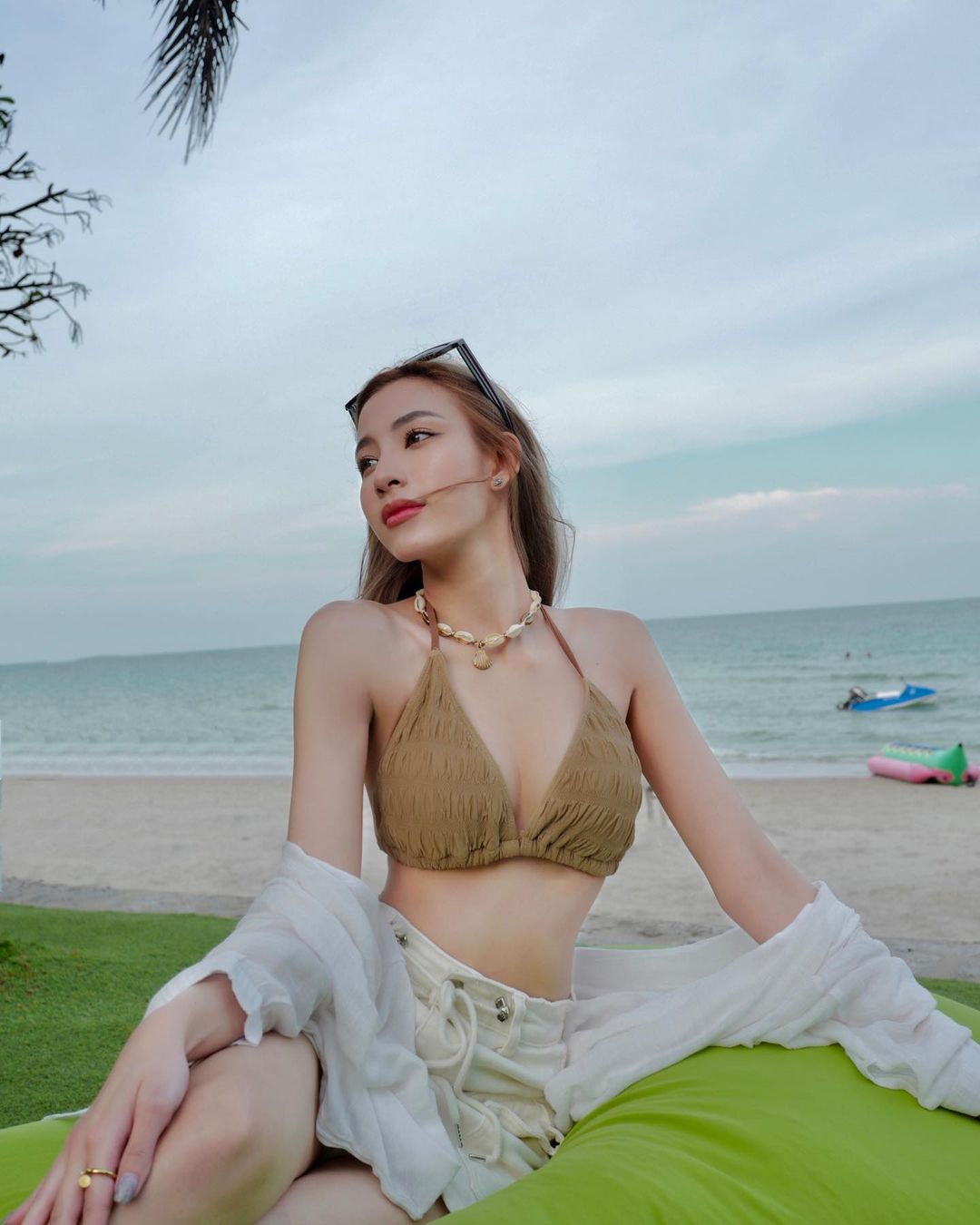 แจมมี่ - ปาณิชดา แสงสุวรรณ