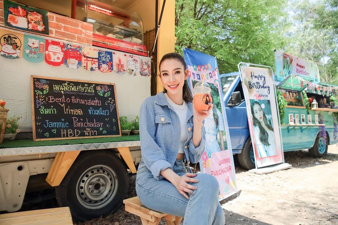 แจมมี่ - ปาณิชดา แสงสุวรรณ