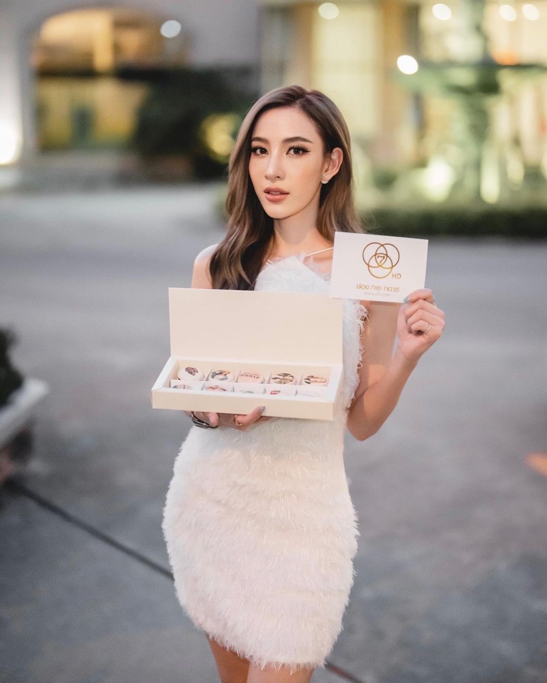 แจมมี่ - ปาณิชดา แสงสุวรรณ