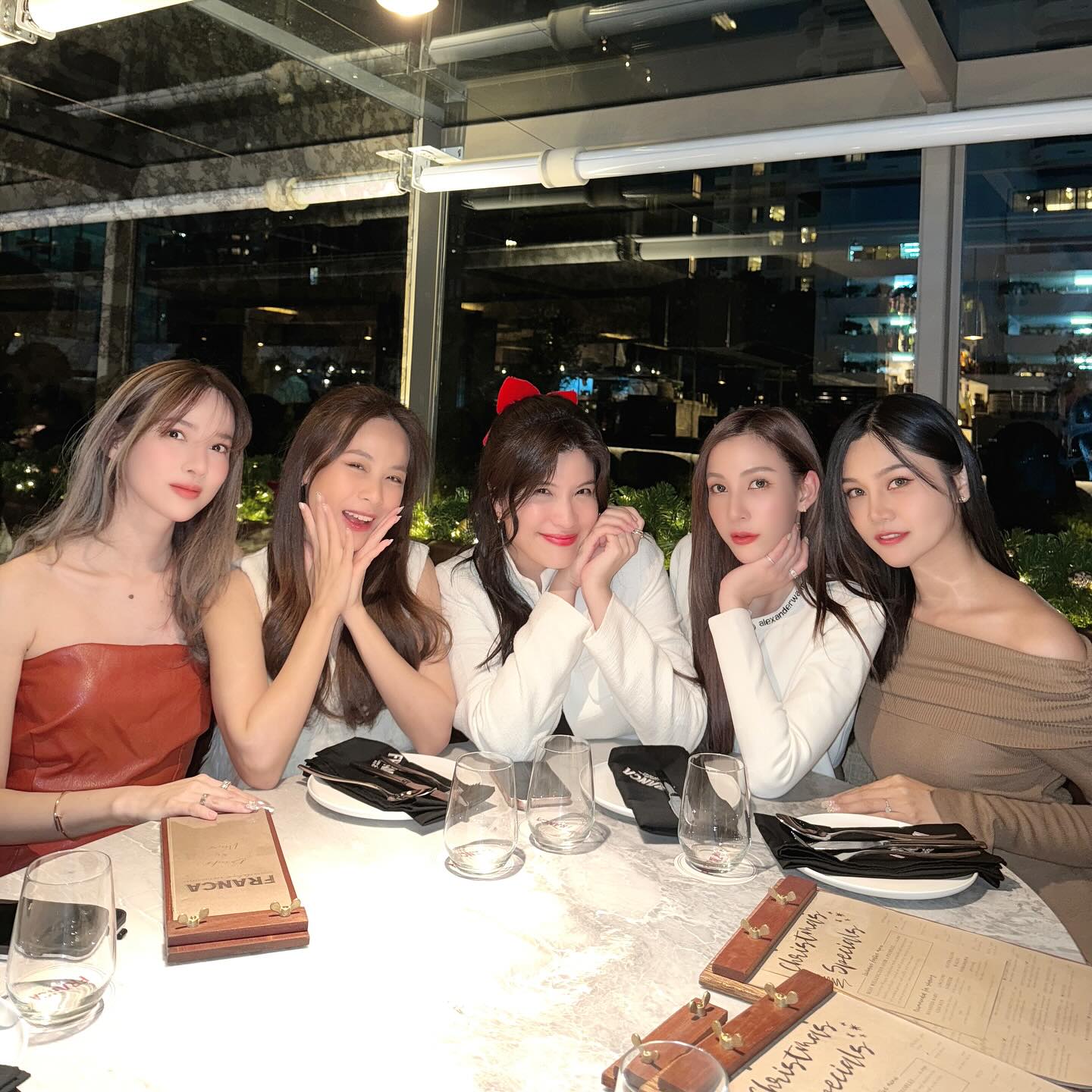 แจมมี่ - ปาณิชดา แสงสุวรรณ