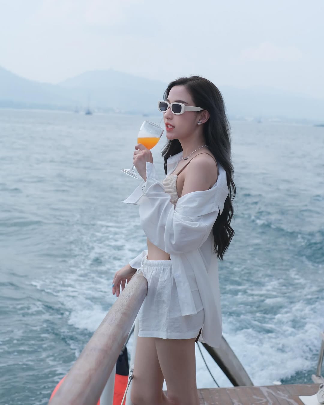 แจมมี่ - ปาณิชดา แสงสุวรรณ