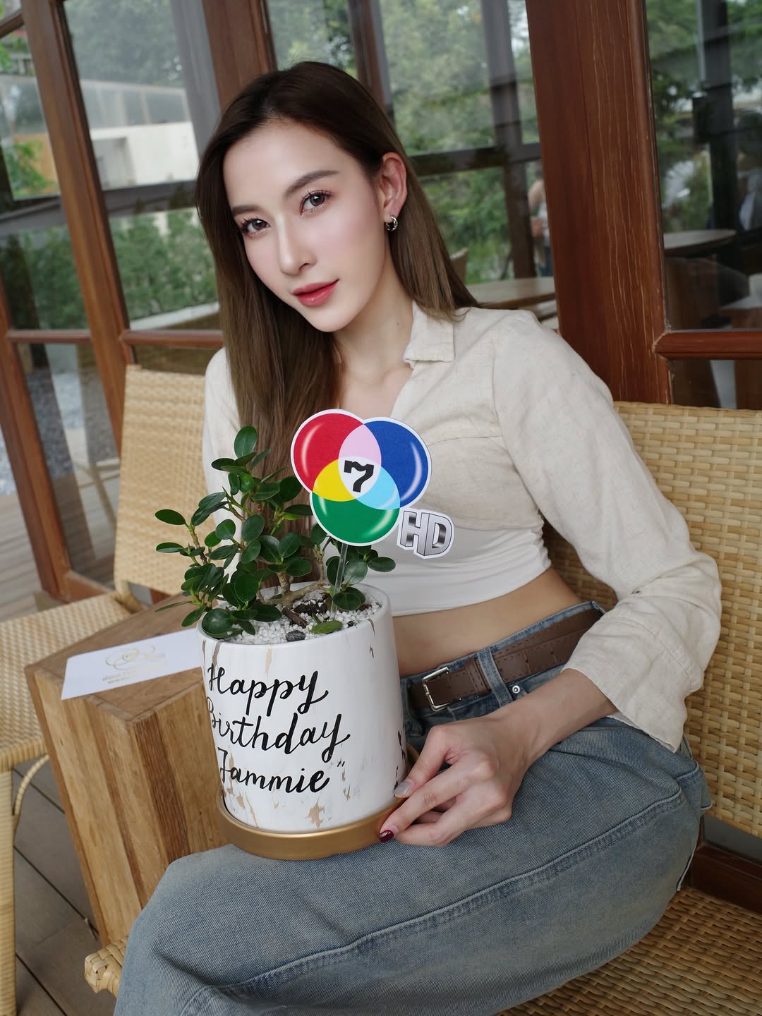 แจมมี่ - ปาณิชดา แสงสุวรรณ