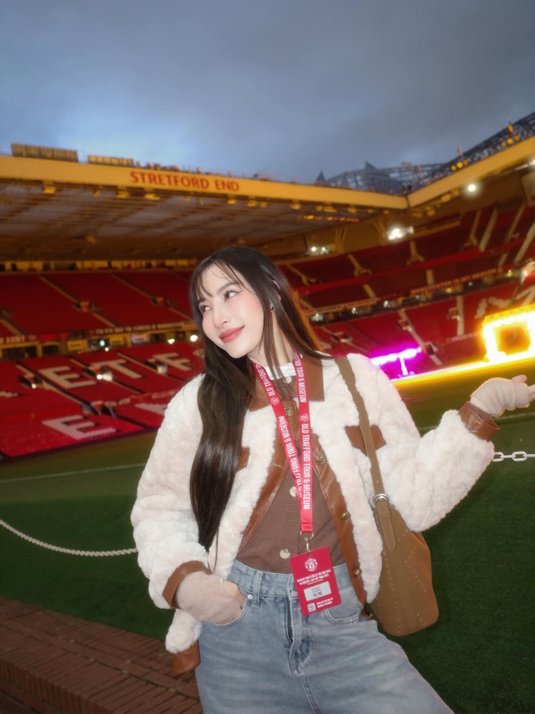 แจมมี่ - ปาณิชดา แสงสุวรรณ