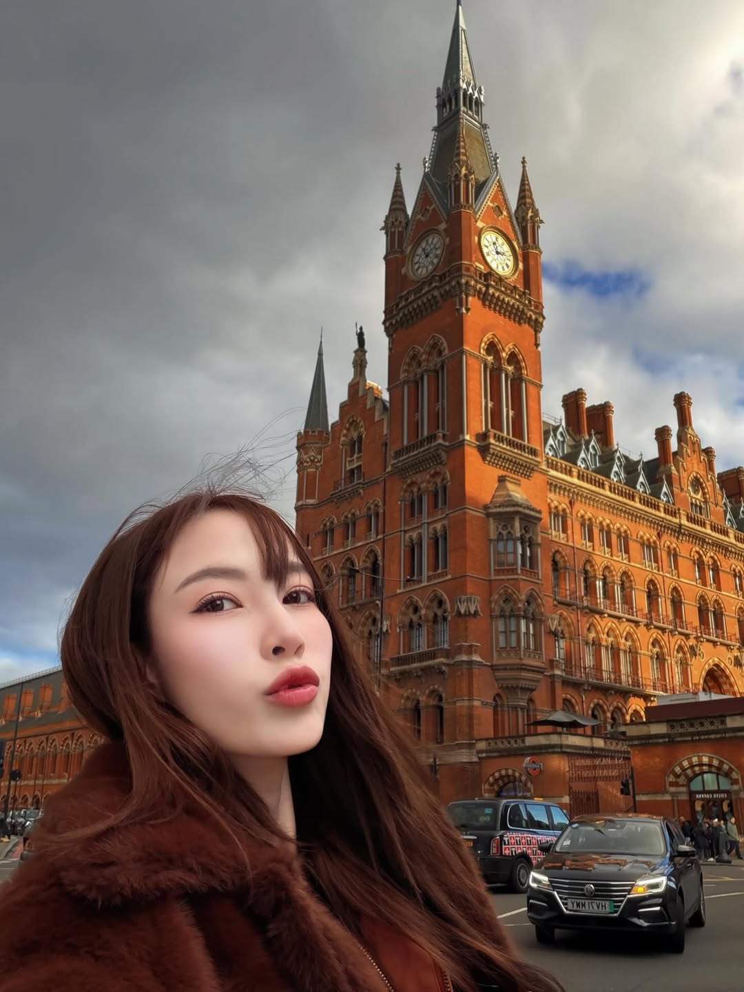 แจมมี่ - ปาณิชดา แสงสุวรรณ