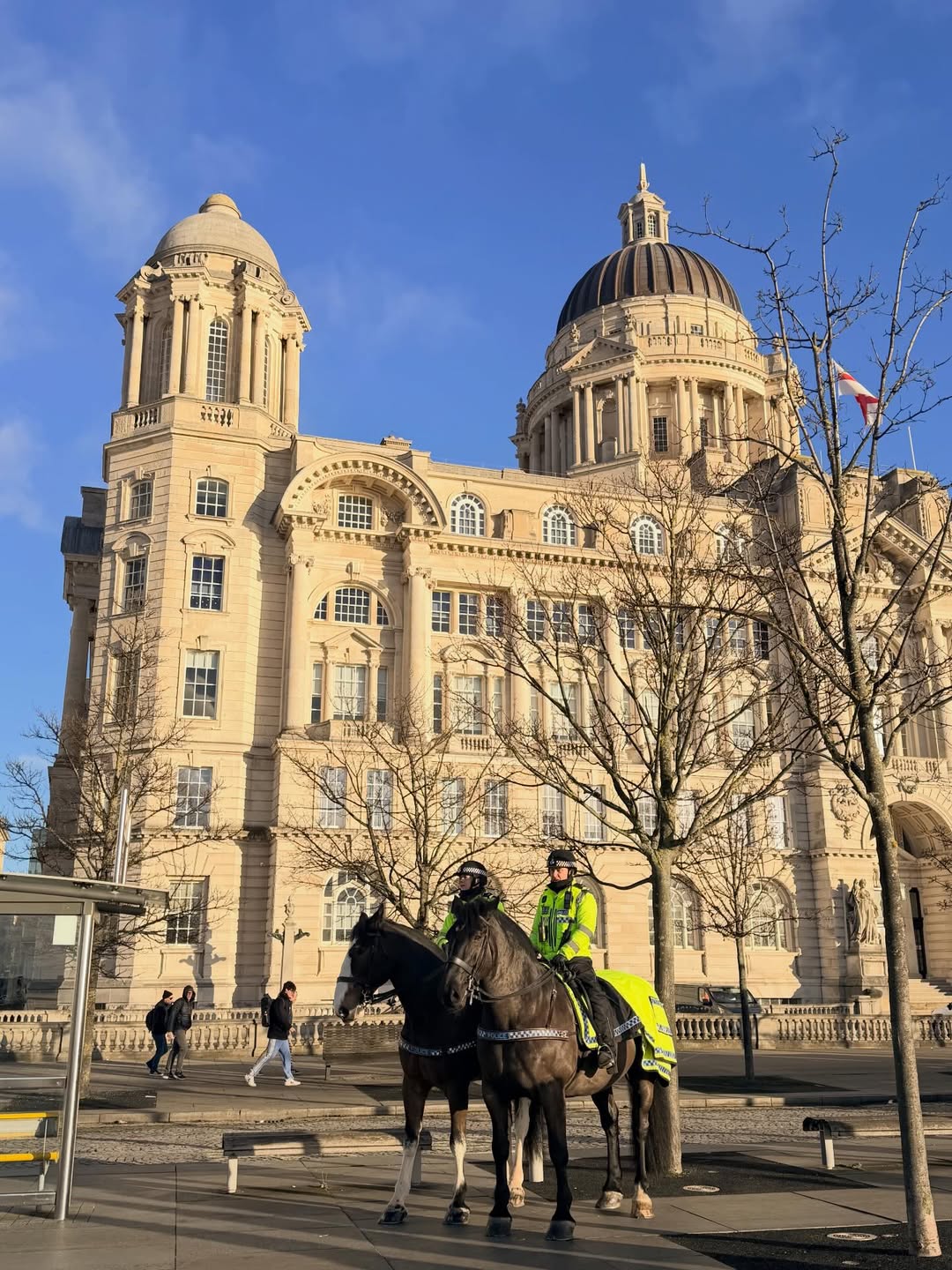 แจมมี่ - ปาณิชดา แสงสุวรรณ