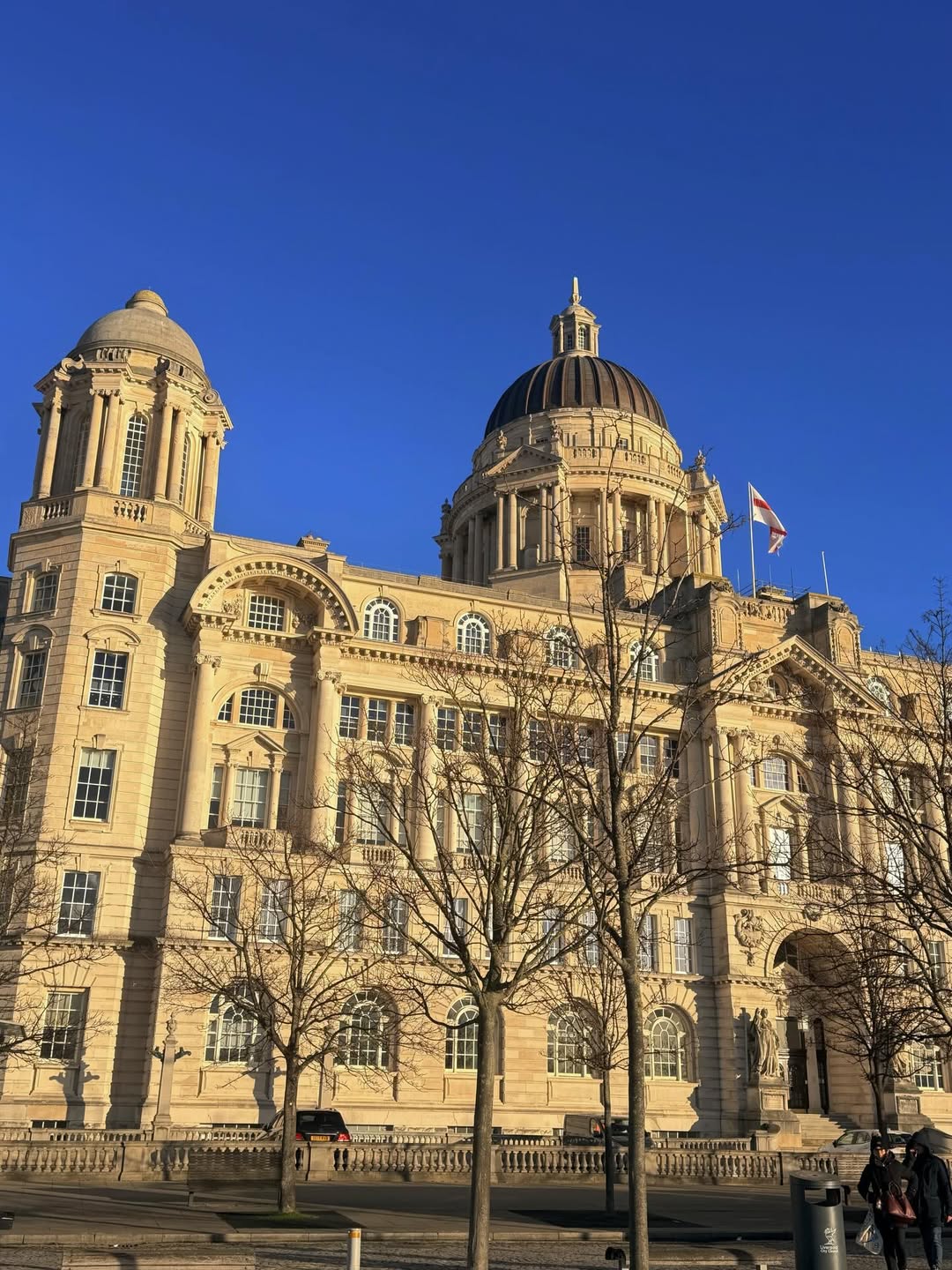 แจมมี่ - ปาณิชดา แสงสุวรรณ