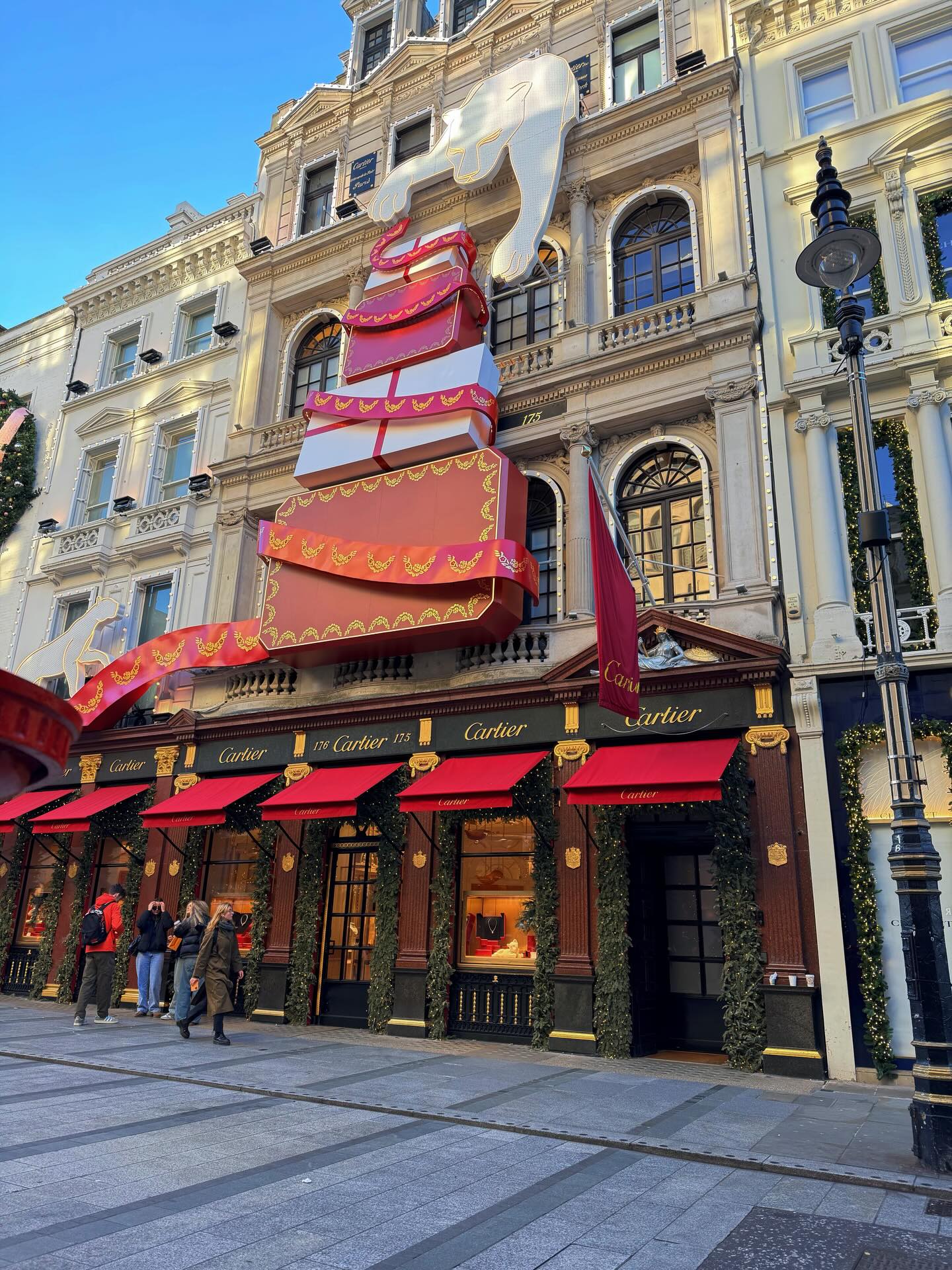 แจมมี่ - ปาณิชดา แสงสุวรรณ