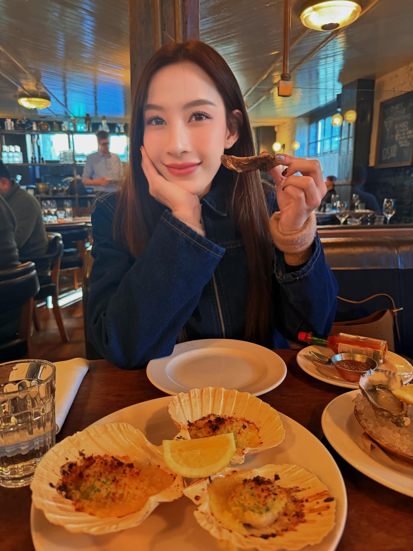 แจมมี่ - ปาณิชดา แสงสุวรรณ