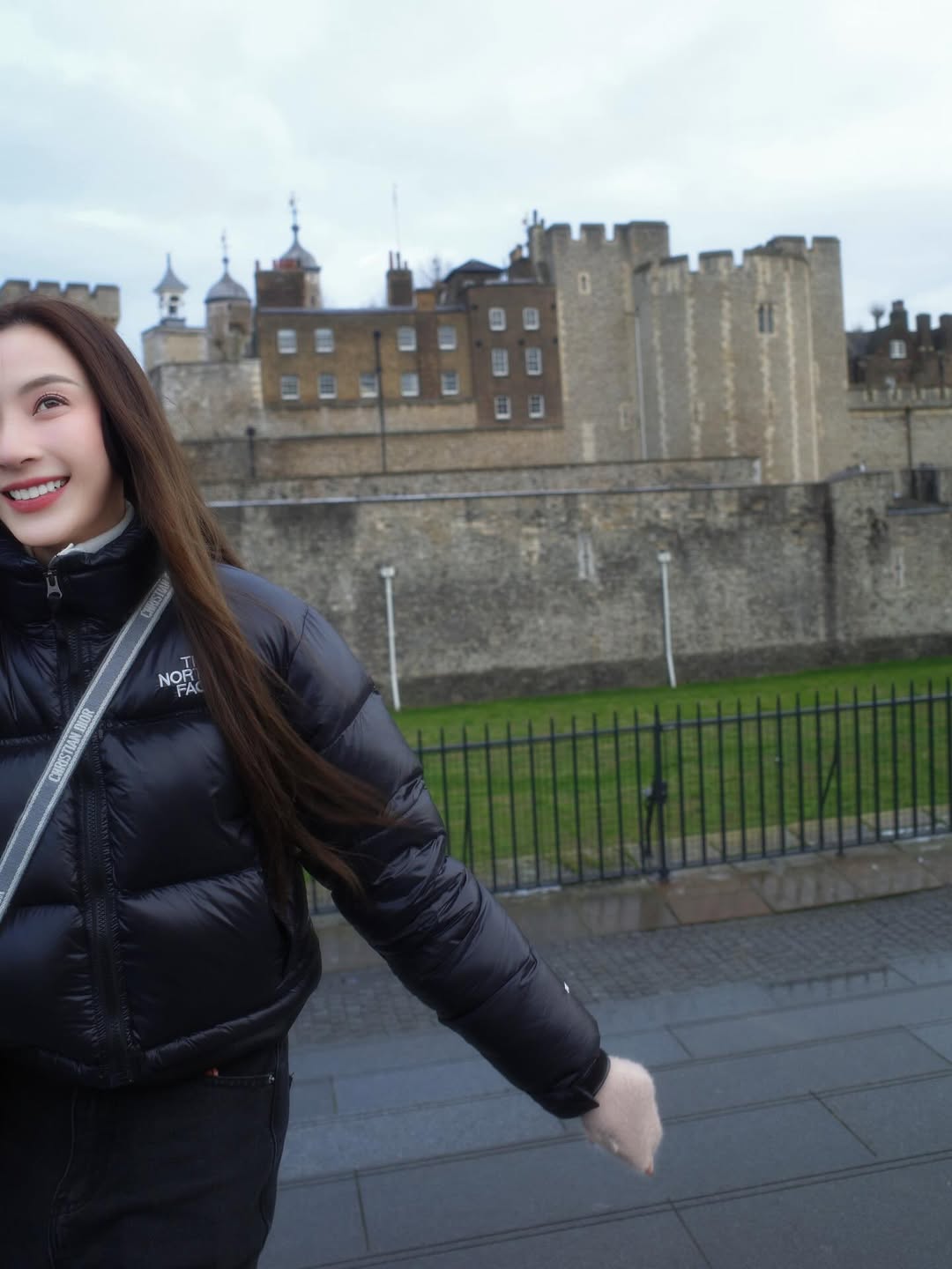 แจมมี่ - ปาณิชดา แสงสุวรรณ