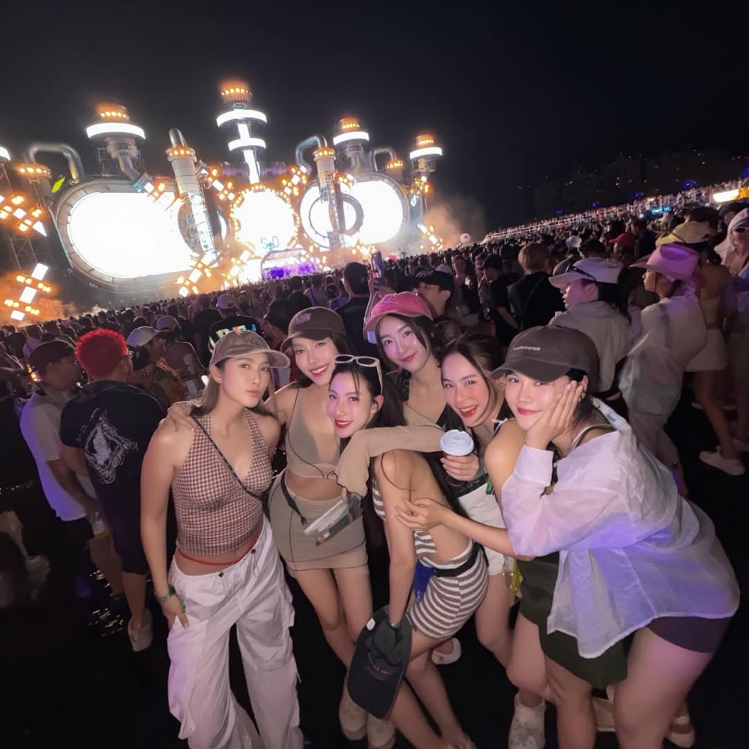 แจมมี่ - ปาณิชดา แสงสุวรรณ