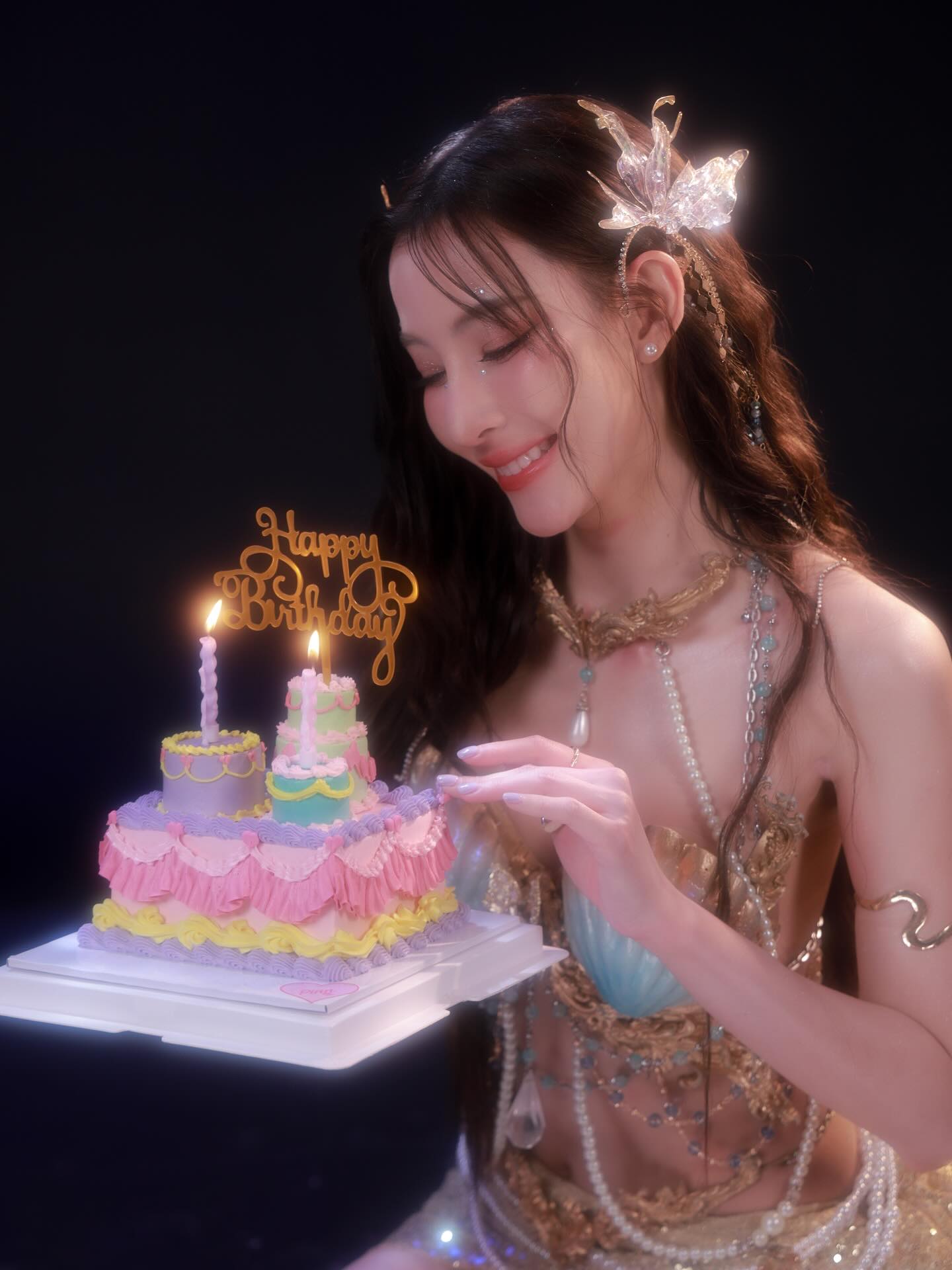 แจมมี่ - ปาณิชดา แสงสุวรรณ