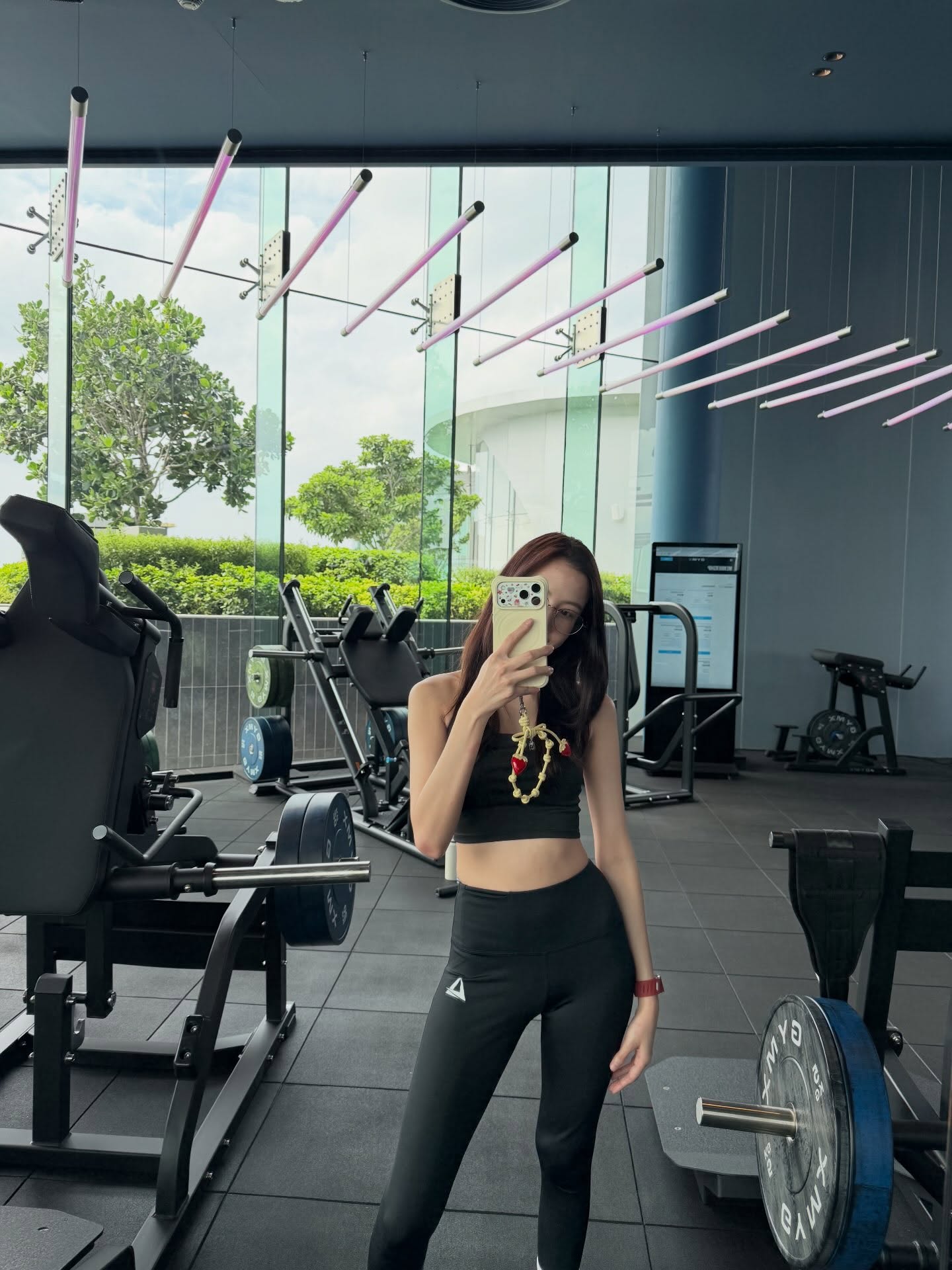 แจมมี่ - ปาณิชดา แสงสุวรรณ