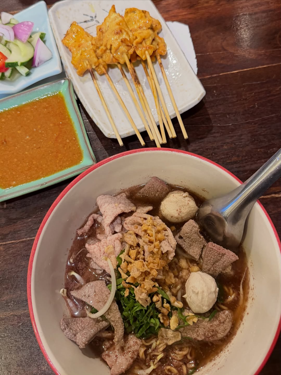 แจมมี่ - ปาณิชดา แสงสุวรรณ