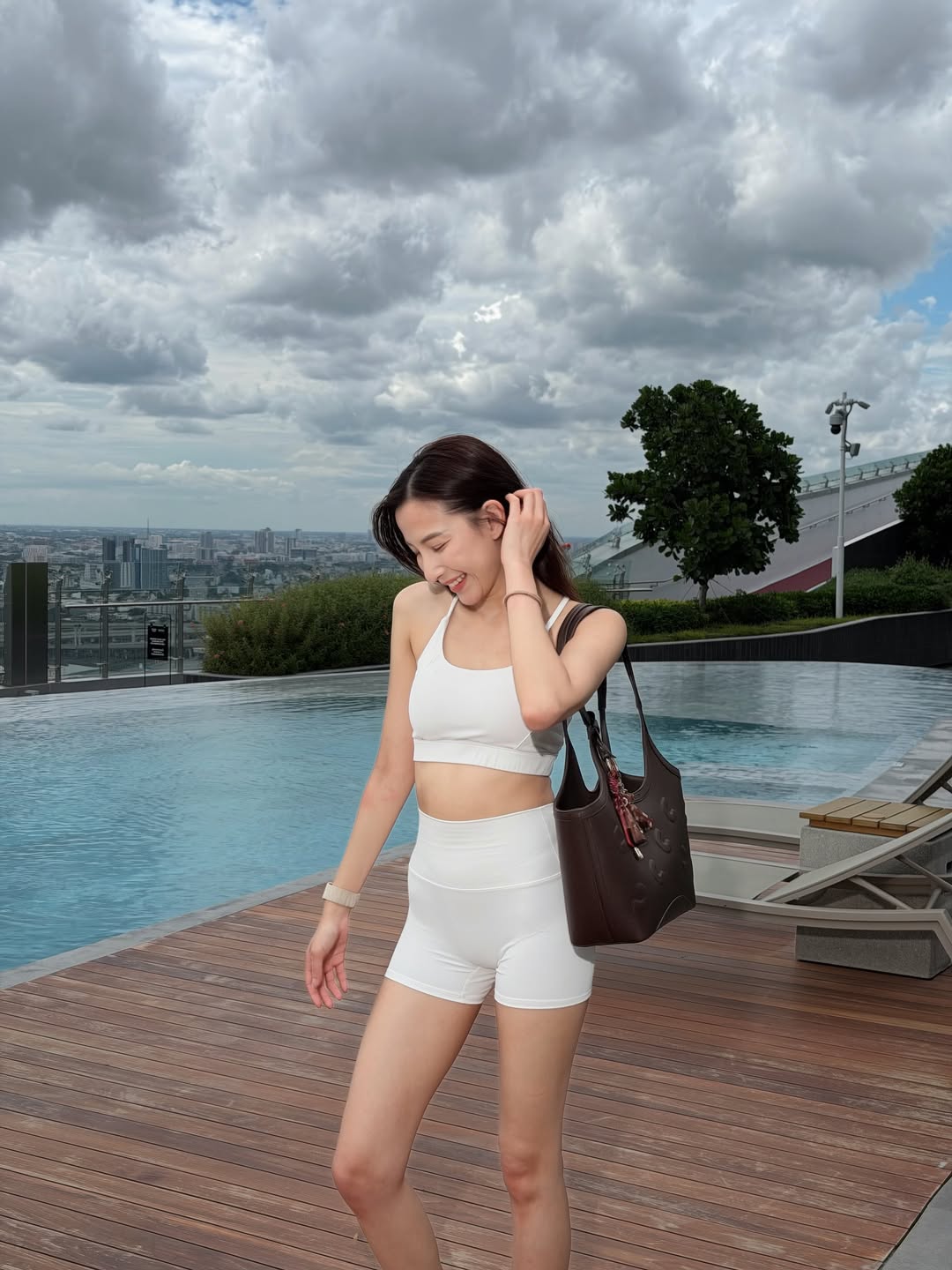 แจมมี่ - ปาณิชดา แสงสุวรรณ