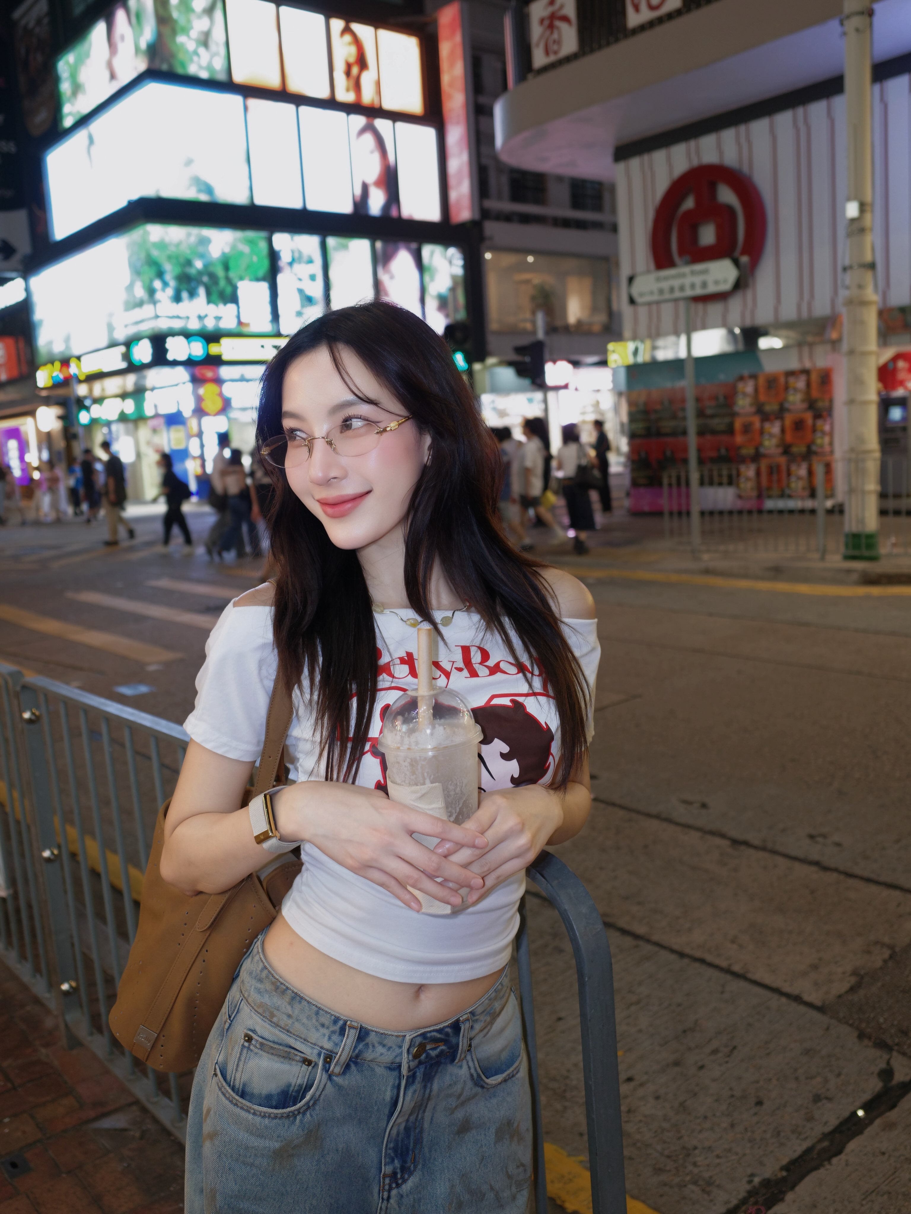 แจมมี่ - ปาณิชดา แสงสุวรรณ