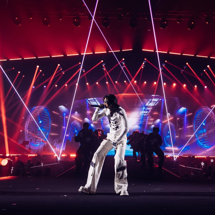 กลัฟ - คณาวุฒิ ไตรพิพัฒนพงษ์