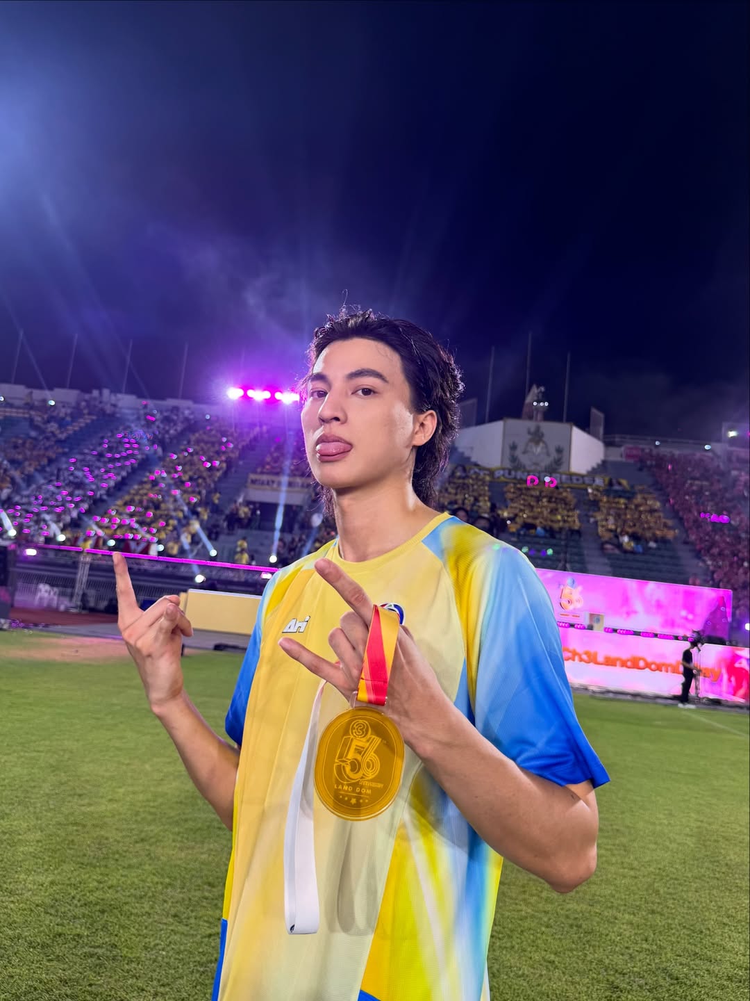 กลัฟ - คณาวุฒิ ไตรพิพัฒนพงษ์