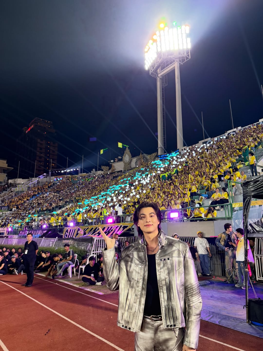 กลัฟ - คณาวุฒิ ไตรพิพัฒนพงษ์