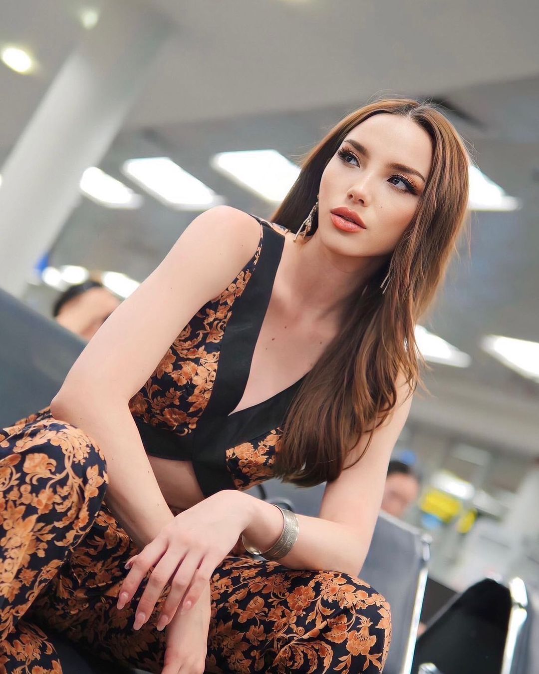 เทีย ทวีพาณิชย์พันธุ์