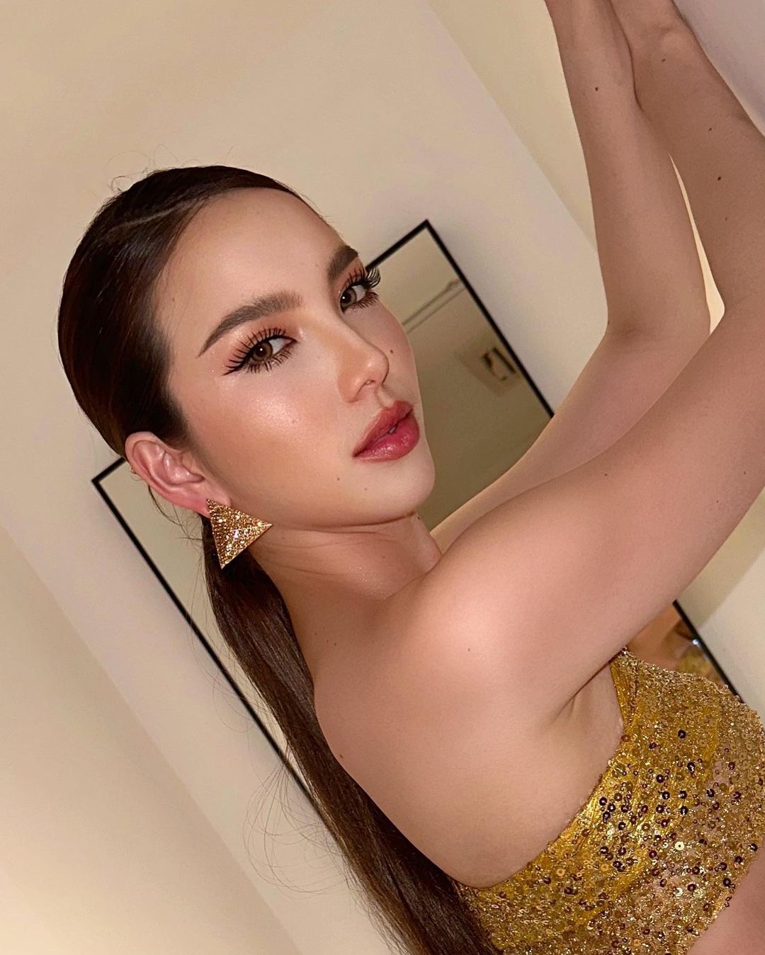 เทีย ทวีพาณิชย์พันธุ์