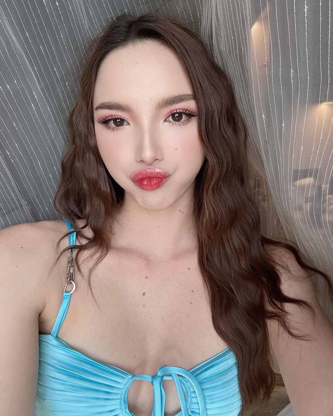 เทีย ทวีพาณิชย์พันธุ์