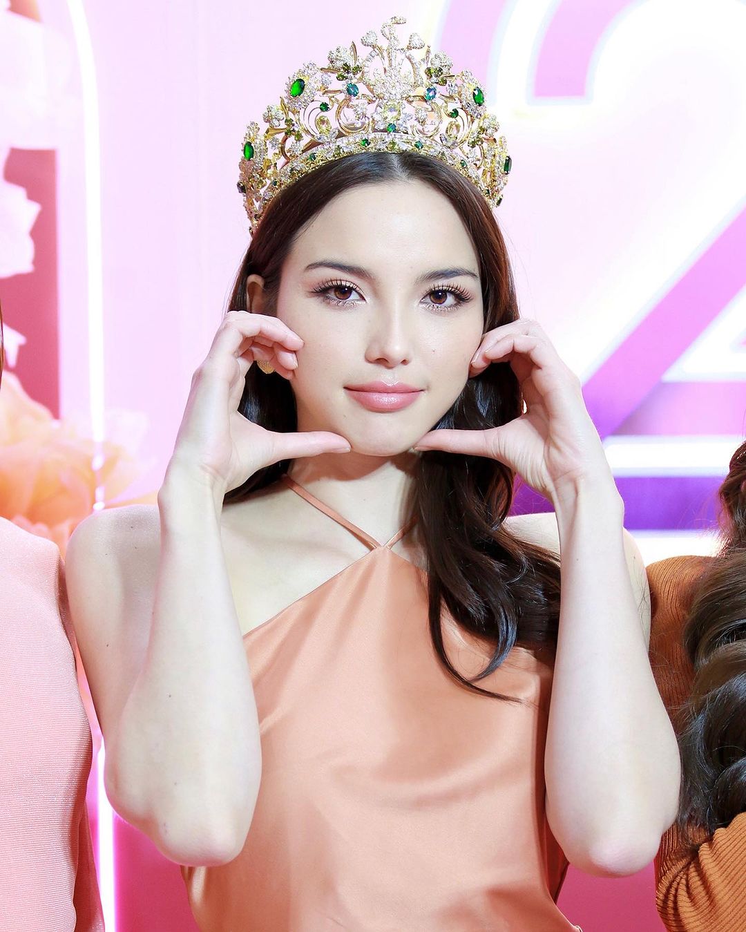 เทีย ทวีพาณิชย์พันธุ์